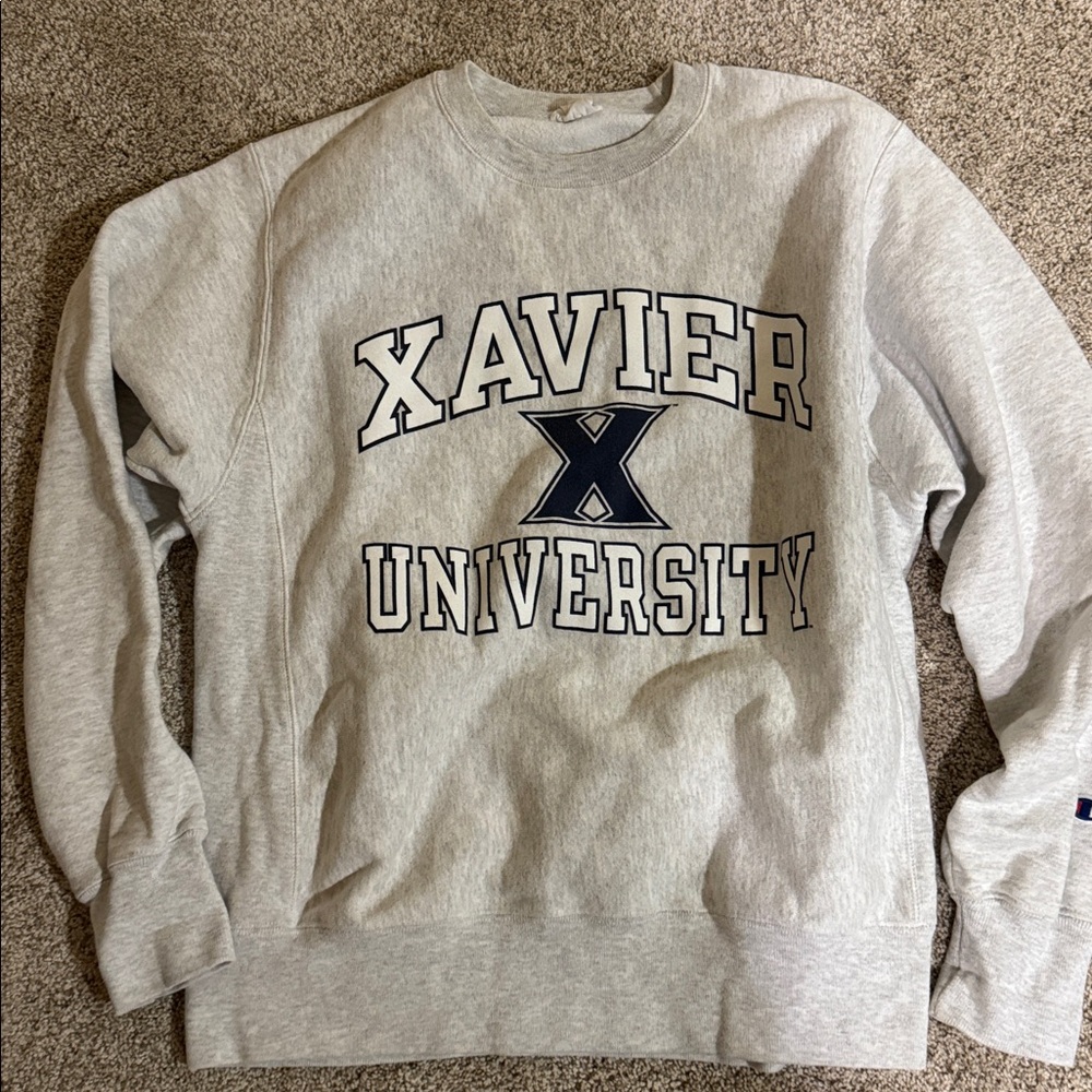 Xavier University Champion Gray Reverse Weave Sweatshirt men’s medium